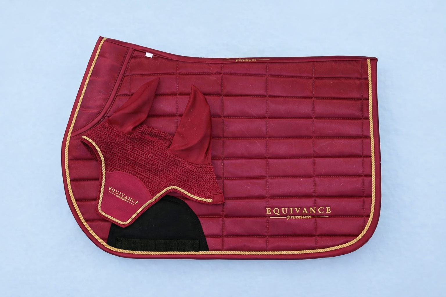 Saddle pad and ear bonnet set