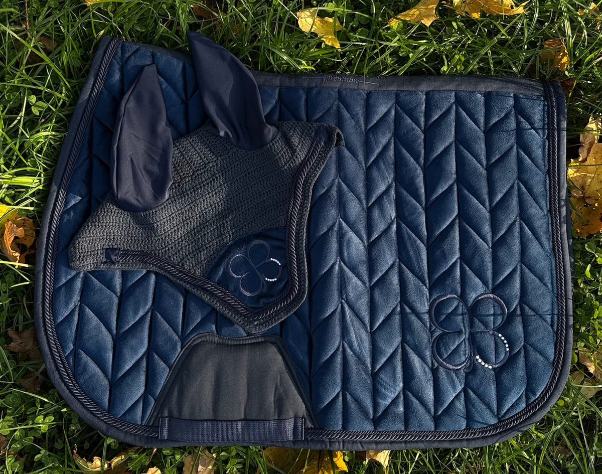 Lucky charm ocean blue saddle pad